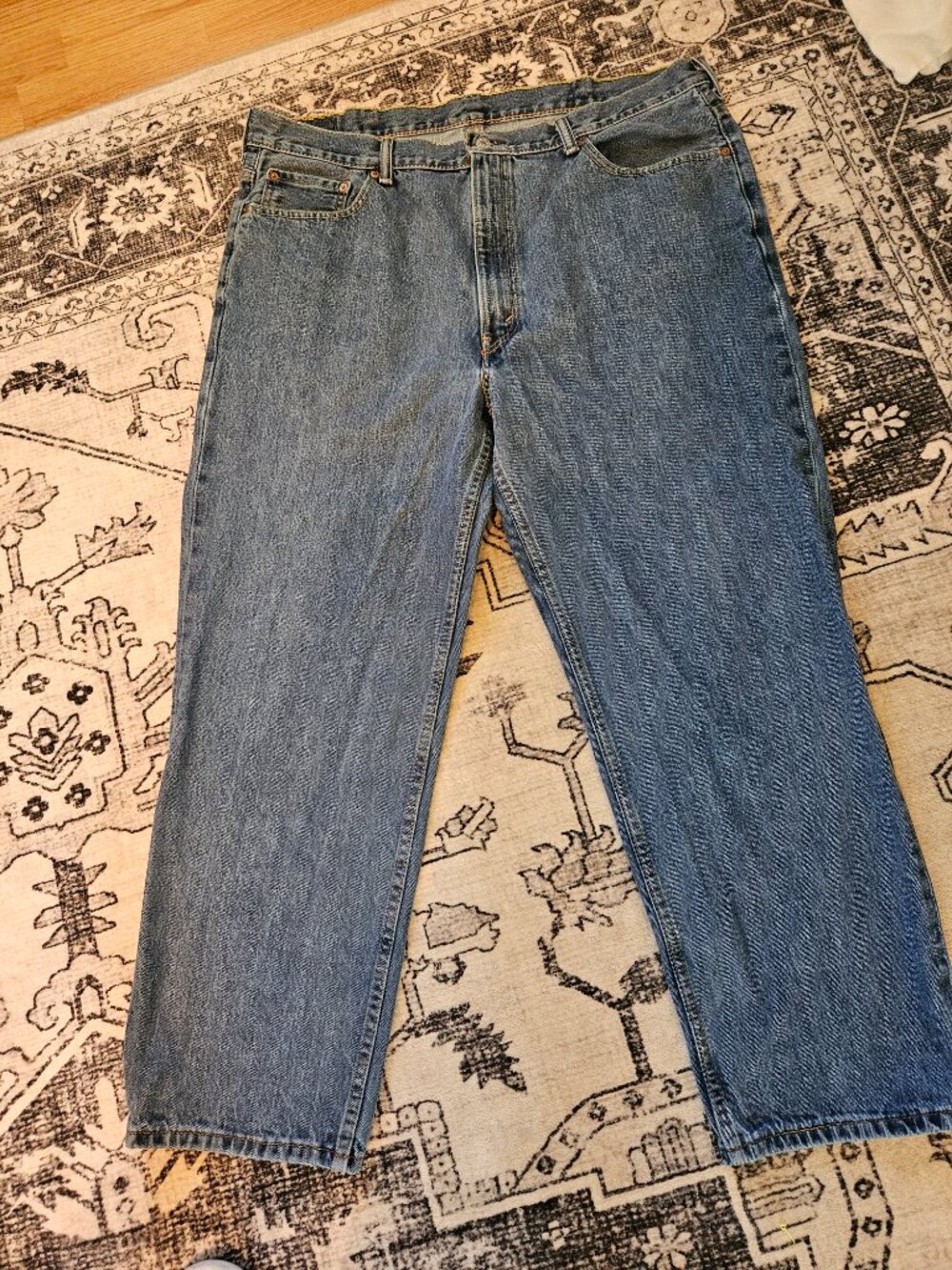 Men's Levi's 550 Relaxed Fit Jeans 42x30 - Picture 7 of 8